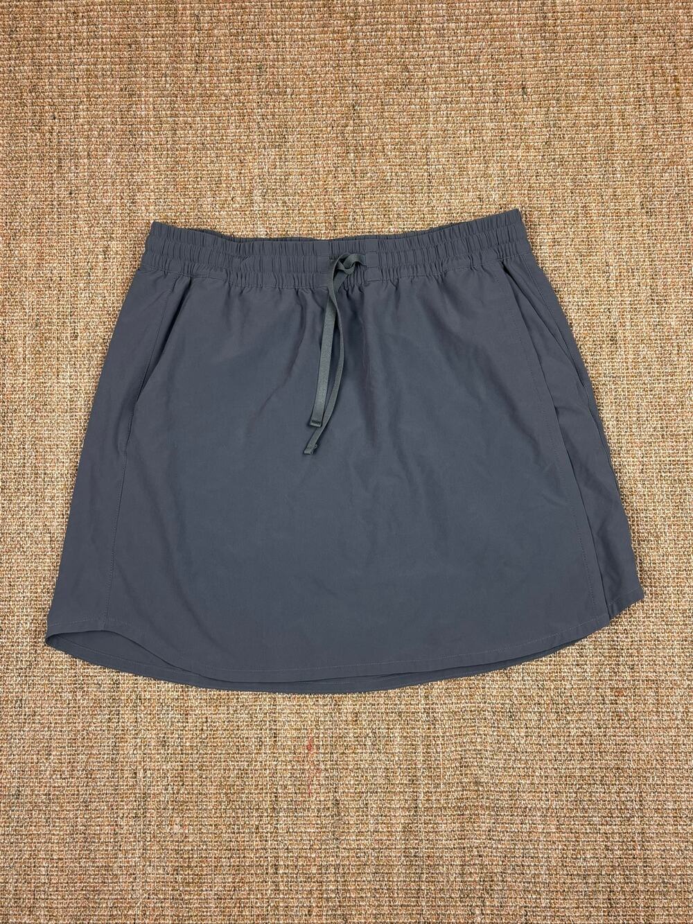 🏃‍♀️ Patagonia Skort | Size M | Charcoal Gray